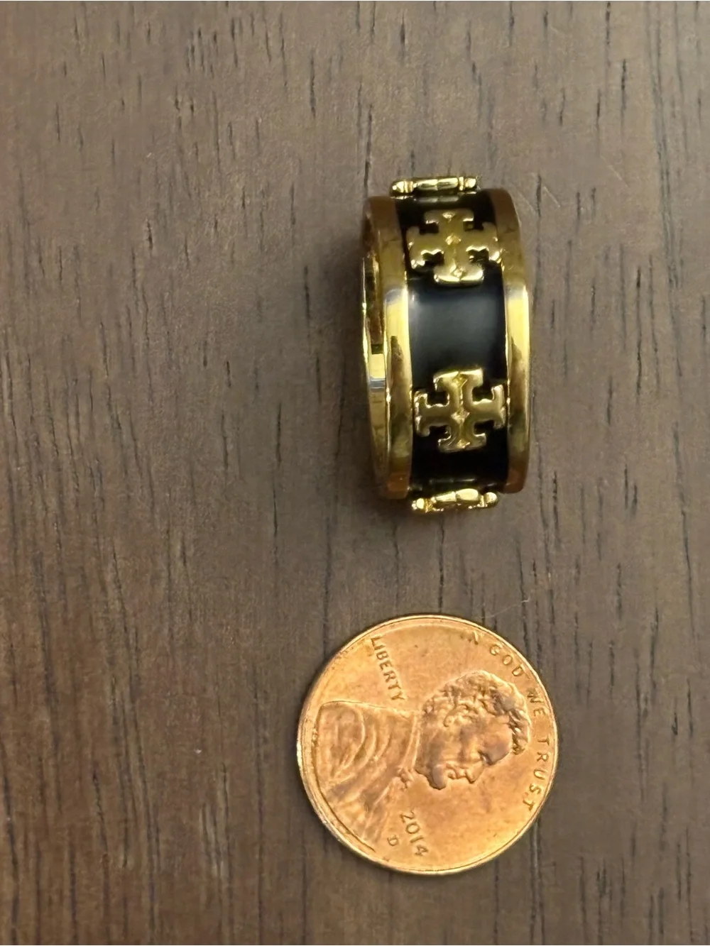 Tory Burch Black Enamel and Gold Logo Band brand new size 7